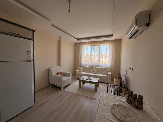 In Dalaman Altıntas möbliert 1+1 Mietwohnung, Service-strecke