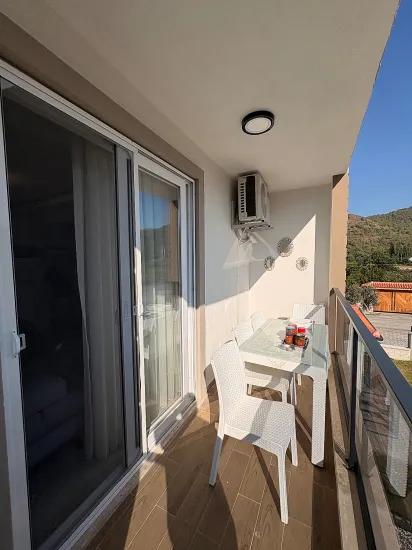 In Ortaca Çaylı mit Pool 2+1 zu verkaufen Wohnung, Eigentumswohnung, Zwischengeschoss