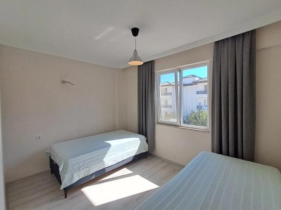 Große, Unmöblierte 3+1-Zimmer-Wohnung In Ortaca Karaburun Zu Vermieten