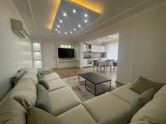 Große 3+1-Zimmer-Wohnung Mit Tiefgaragenstellplatz In Ortaca Cumhuriyet Zu Verkaufen