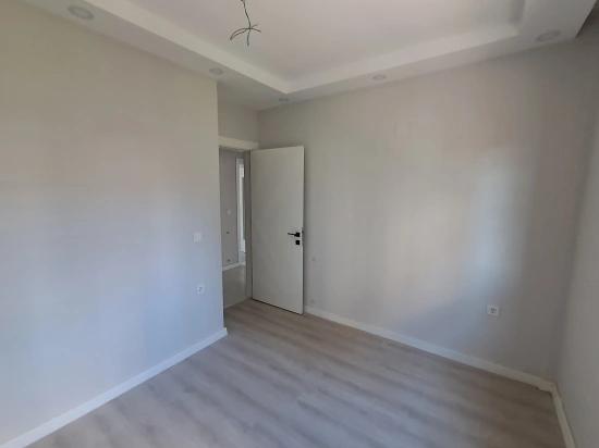 2+1-Zimmer-Wohnung Mit Geschlossener Küche In Begehrter Lage Mit Pool Im Viertel Bahçelievler Von Günaydın Real Estate