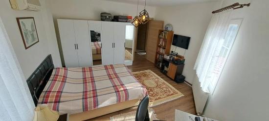 Günaydın Real Estate Bietet Eine Individuell Gestaltete, Voll Möblierte Villa Mit 3+1 Schlafzimmern Zum Verkauf In Kızılyaka, Ula An.