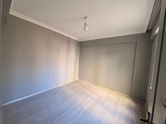 2+1-Zimmer-Wohnung Mit Geschlossener Küche Und Terrasse Im Viertel Terzialiler, Ortaca, Muğla Zu Verkaufen.