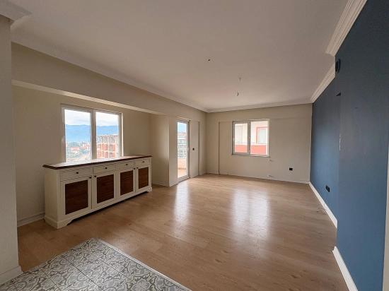 Geräumige 3+1-Wohnung Zum Verkauf Im Stadtteil Cumhuriyet, Ortaca, Muğla.