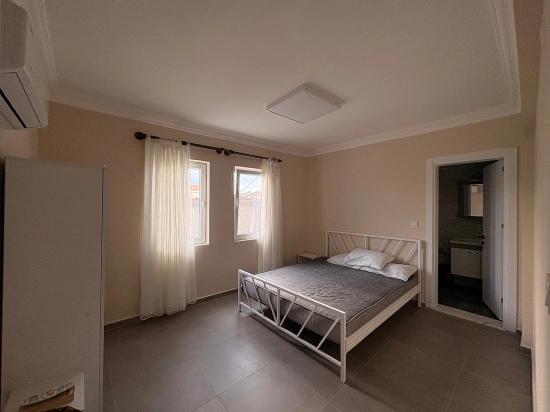 Möbliertes Einfamilienhaus (2+1 Zimmer) Zur Miete Im Viertel Okçular, Dalyan, Muğla.