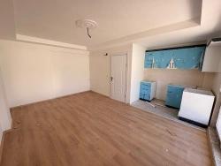 Großzügige 1+1-Wohnung Zum Verkauf Im Stadtteil Ortaca Karaburun.