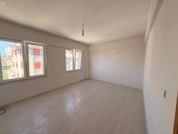 2+1 Wohnung Mit Geschlossener Küche Zum Verkauf Im Stadtteil Karaçalı, Dalaman, Muğla.