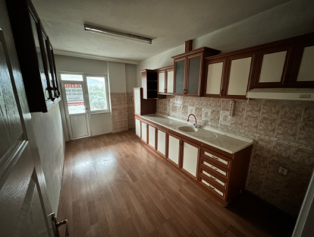 Ortaca Beşköprü Mahallesi 2 1 Wohnung Mit Geschlossener Küche Zu Vermieten