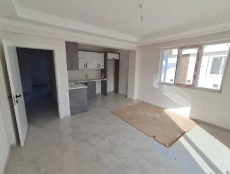 Brandneue 2 1 Wohnung Zum Verkauf Mit Schwimmbad In Ortaca Arıkbaşı