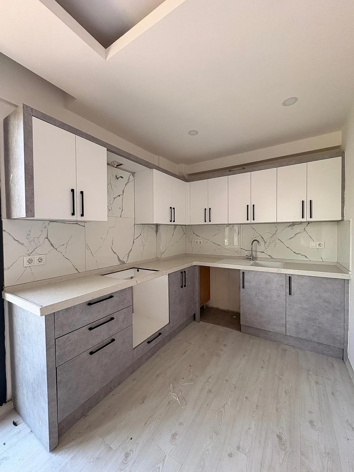 In Ortaca Karaburun Zu Vermieten 2+1 Neu Wohnung, Mit Balkon