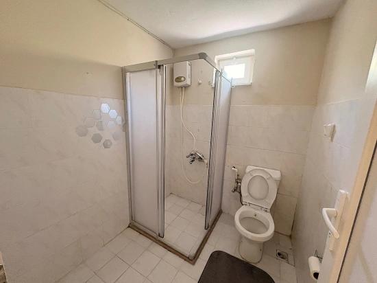 Freistehende 2+1-zimmer-wohnung Mit Geschlossener Küche In Ortaca Ekşiliyurt Zu Vermieten.