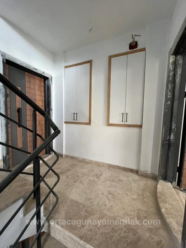 Large 1+1 Flat With Wardrobe And Shutters, Unfurnished For Rent In Ortaca Çaylı