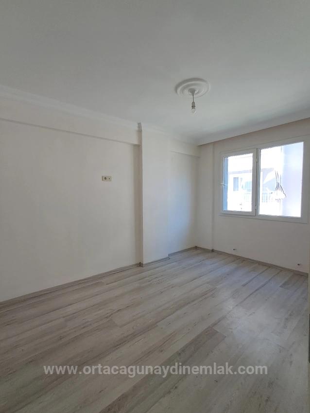 1+1 Apartment With Glass Balcony In Ortaca Karaburun