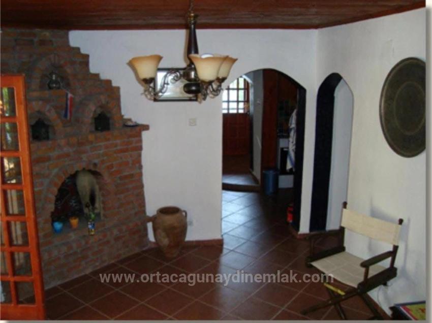 Günaydın Real Estate Offers A 2+1 Villa With A Pool On A 1,357 M2 Plot For Sale In Dalyan.