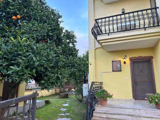 Detached 5+1 Triplex Villa With Pool For Sale In Dalyan Gülpınar Neighborhood.
