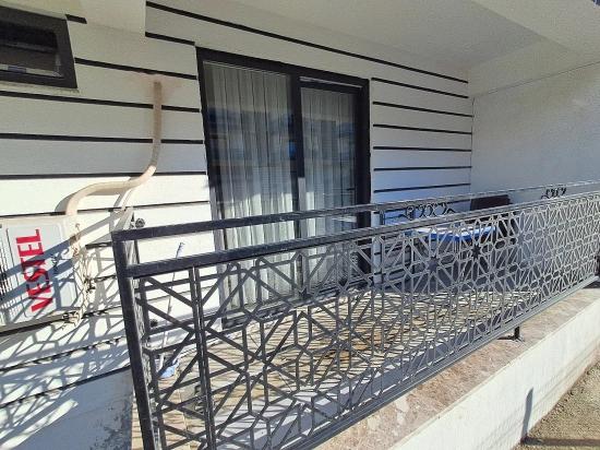 1+1 Furnished Apartment For Sale With Tourism Operation Certificate In Ortaca Karaburun