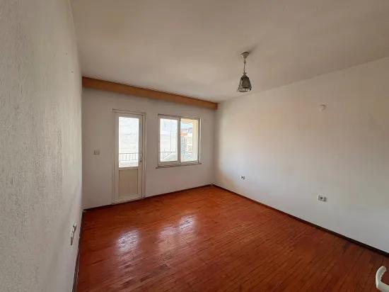 Central Location Closed Kitchen 2+1 Flat - For Rent