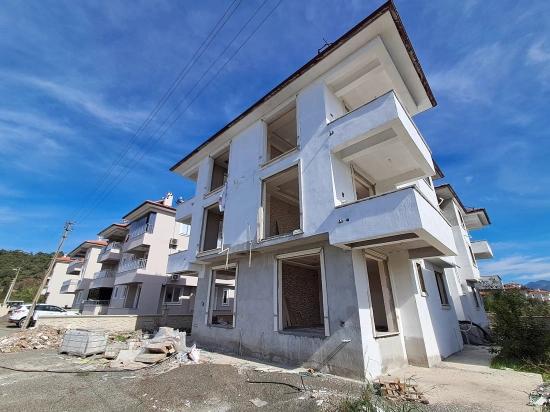 1+1 Spacious Apartment For Sale In Ortaca Çaylı