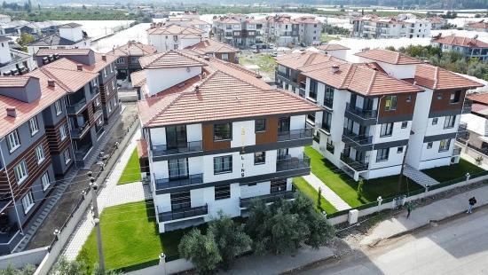 1+1 Apartment For Sale In Ortaca Karaburun, In A Complex With A Pool