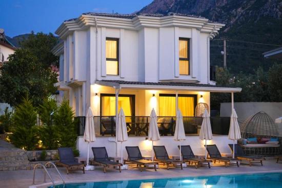 1+1 Apartments With Pool For Rent In Fethiye Ölüdeniz