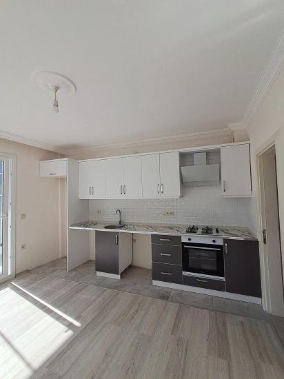 1+1 Apartment With Glass Balcony In Ortaca Karaburun