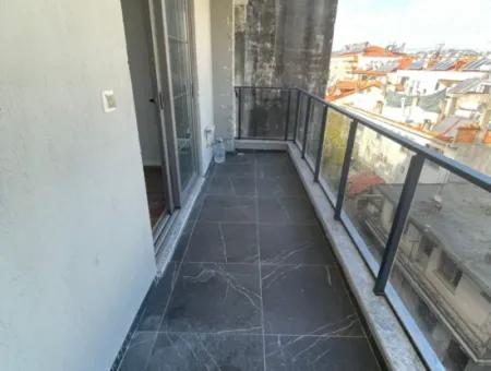 Good Morning Real Estate 2 1 Spacious Apartment For Rent In The Center