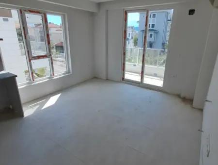 1 1 Apartment For Sale With Swimming Pool 70 M2 In Dalaman Hürriyet