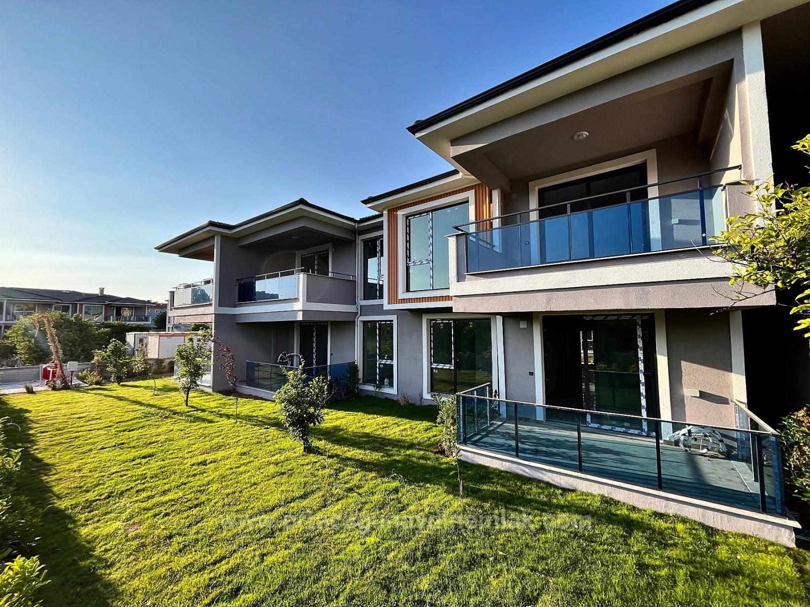 Роскошная Квартира 2+1 С Бассейном На Продажу В Ортаджа Арыкбаши