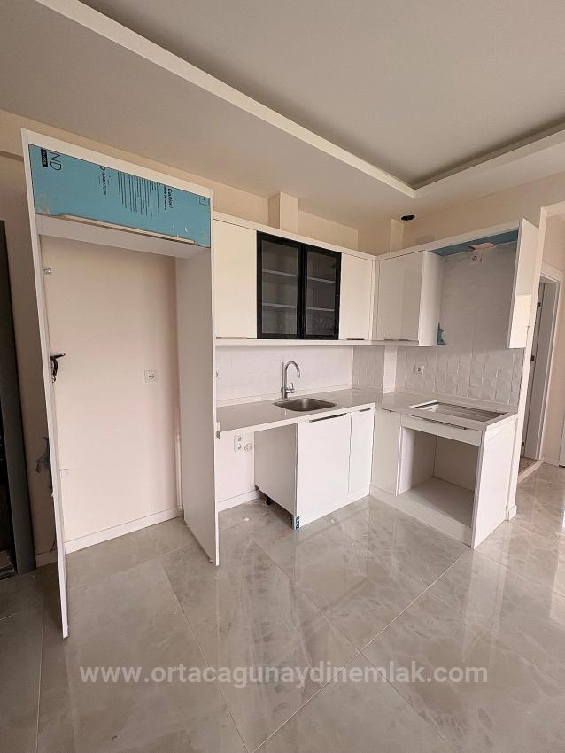 Квартира 2+1 С Бассейном На Продажу В Районе Ортаджа Чайлы.