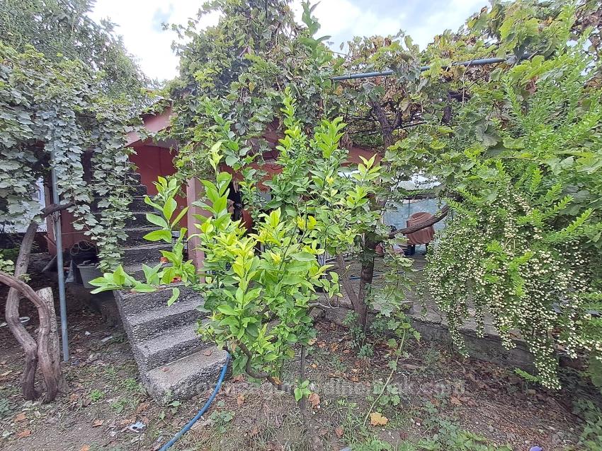 Продаётся Отдельный Участок Площадью 302 М2 В Районе Даламан Хюрриет