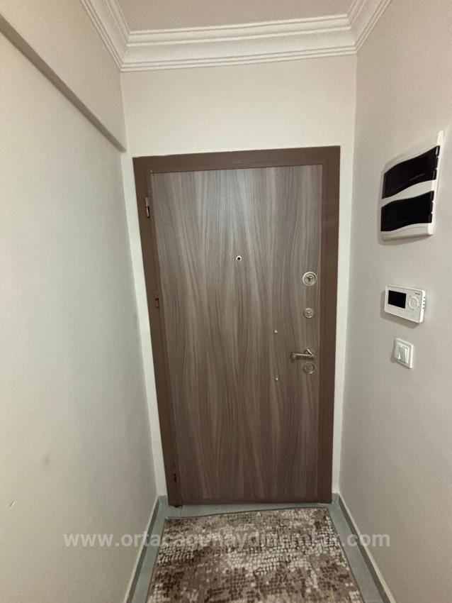 Продается Просторная 3+1 Квартира С Ванной Комнатой В Районе Бешкопрю, Ортаджа.