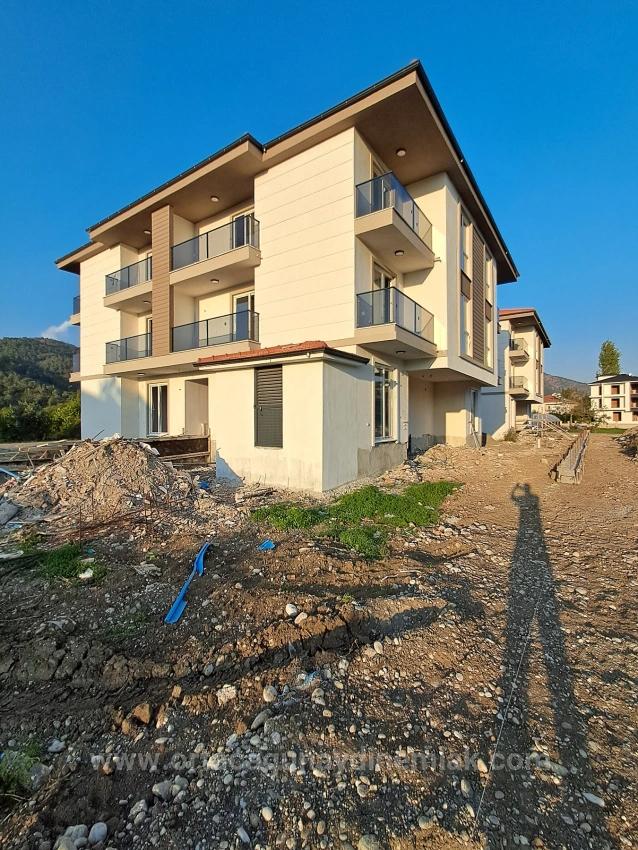 Квартира 2+1 На Продажу В Ортаджа Чайлы С Бассейном