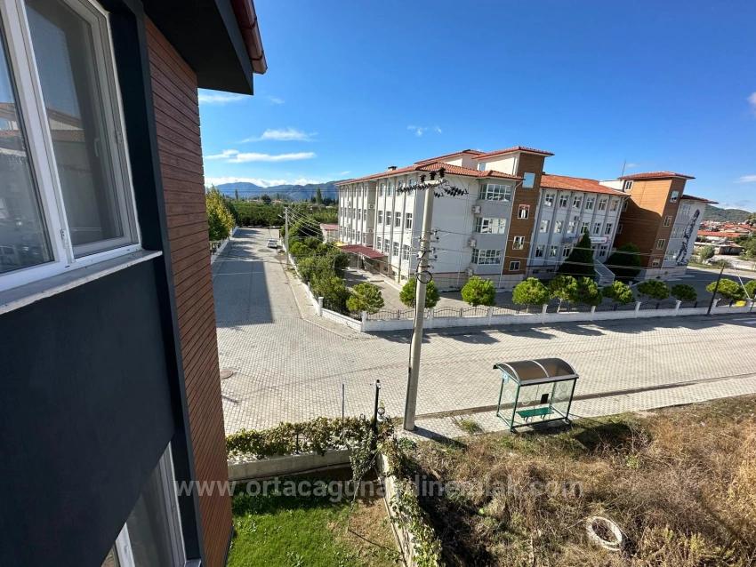 Квартира 2+1 С Бассейном На Продажу В Бахчелиэвлере От Günaydın Real Estate