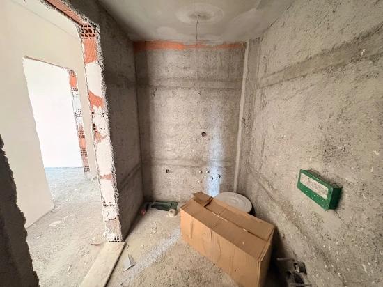 Продается Новая Квартира (1+1) С Бассейном В Районе Ортаджа Чайлы.