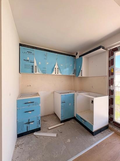 Продается Просторная Квартира 1+1 В Районе Карабурун, Ортача.