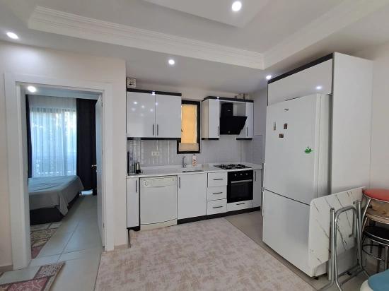 Большая, Немеблированная Квартира 1+1 На Продажу В Ортаджа Карабурун