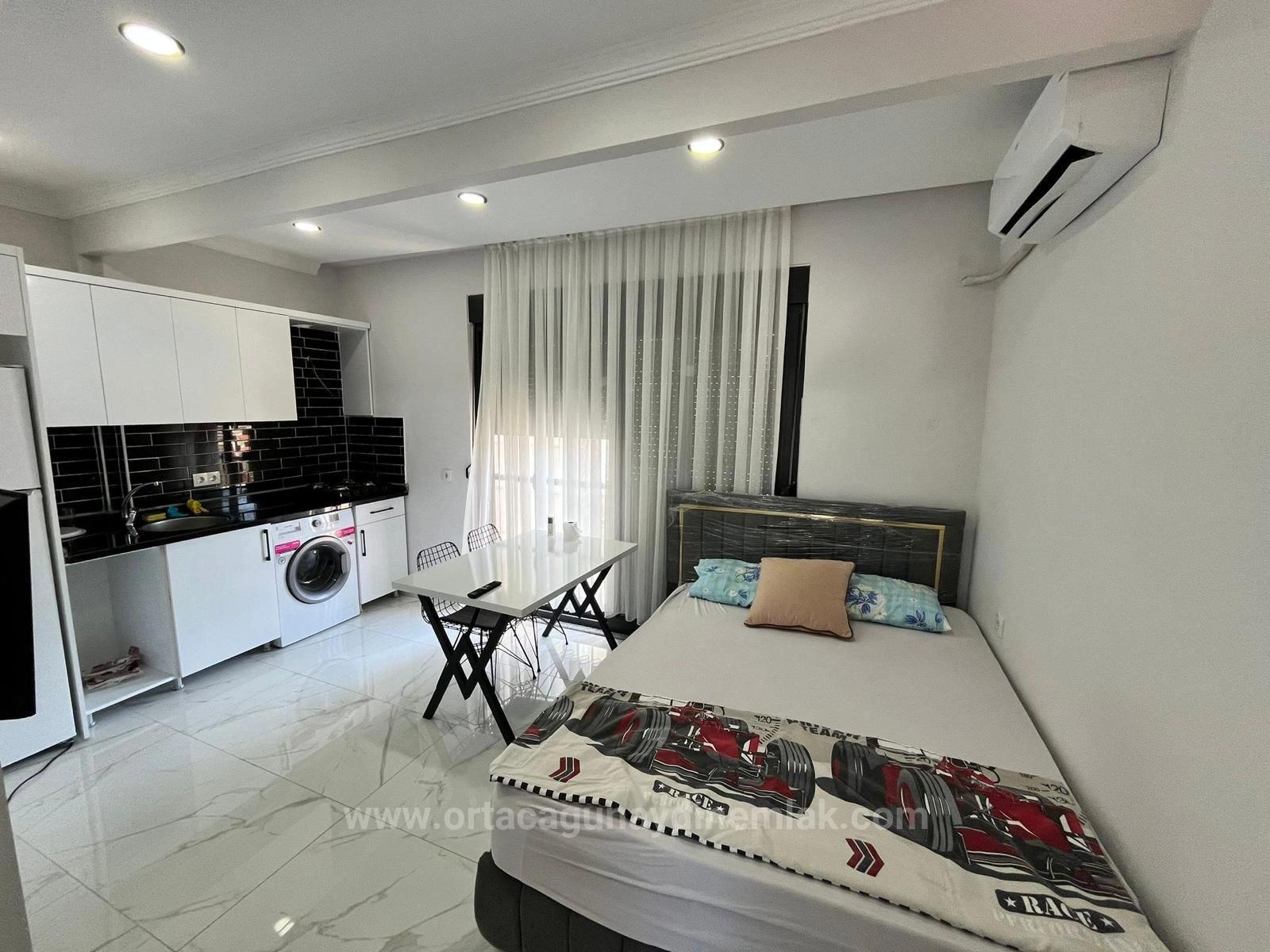 Antalya Sidede Eşyalı Havuzlu Satılık 1+0 Stüdyo Fırsat Daire