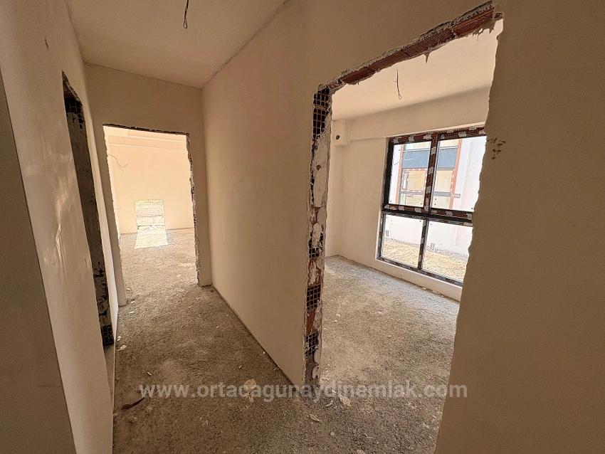 Ortaca Çaylı Mah. Havuzlu Satılık 1+1 Sıfır Daire