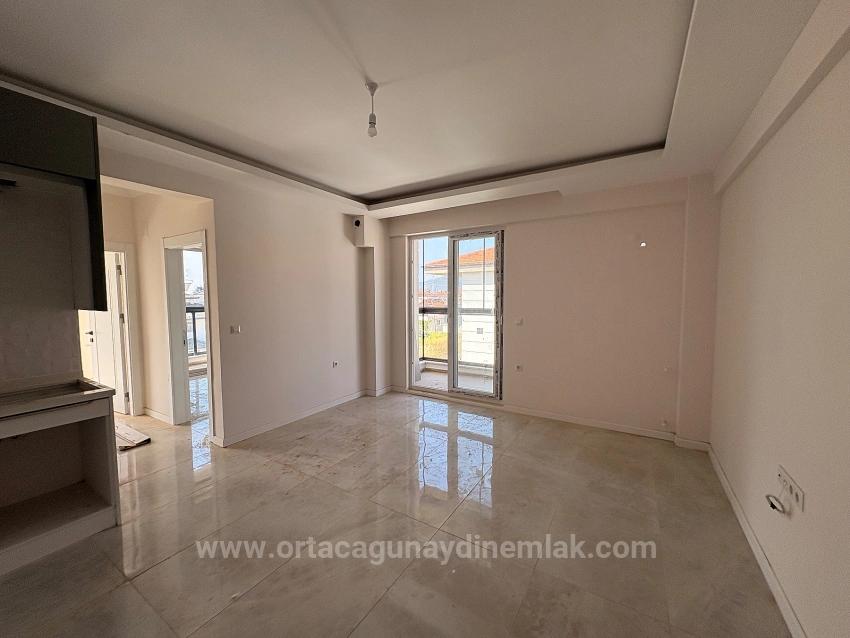 Ortaca Çaylı Mah. Havuzlu 2+1 Sıfır Satılık Daire