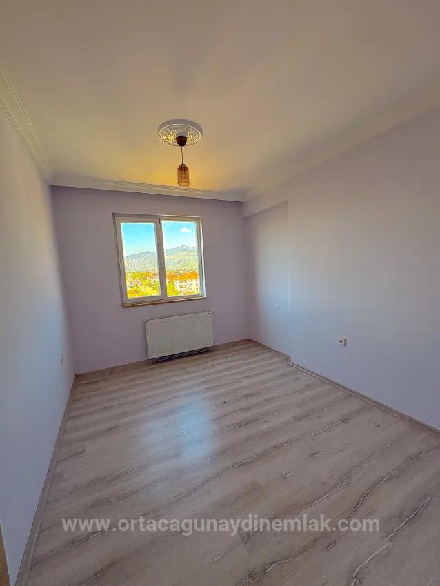 Ortaca Cumhuriyet Mah. Kaloriferli 3+1 Kiralık Daire