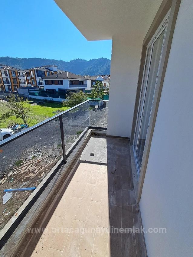 Ortaca Çaylı Tatil Sitesinde 2+1 Havuzlu Lüks Satılık Daire