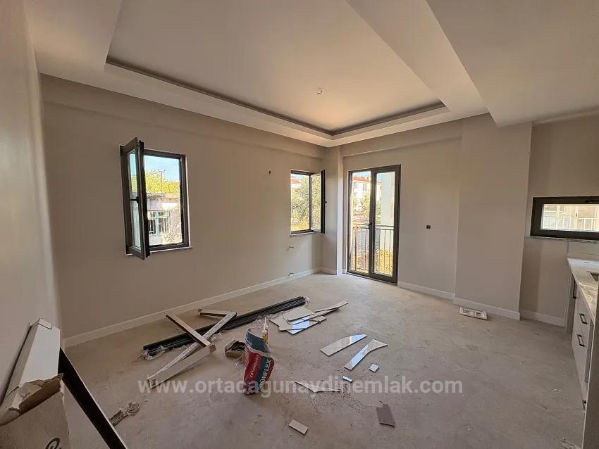 Ortaca Karaburun'da Satılık 1+1 Daire - Havuzlu Site