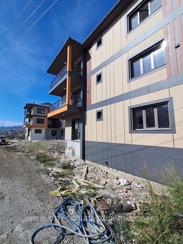 Ortaca Bahçelievlerde Havuzlu Lüks Sitede 1+1 Satılık Daire