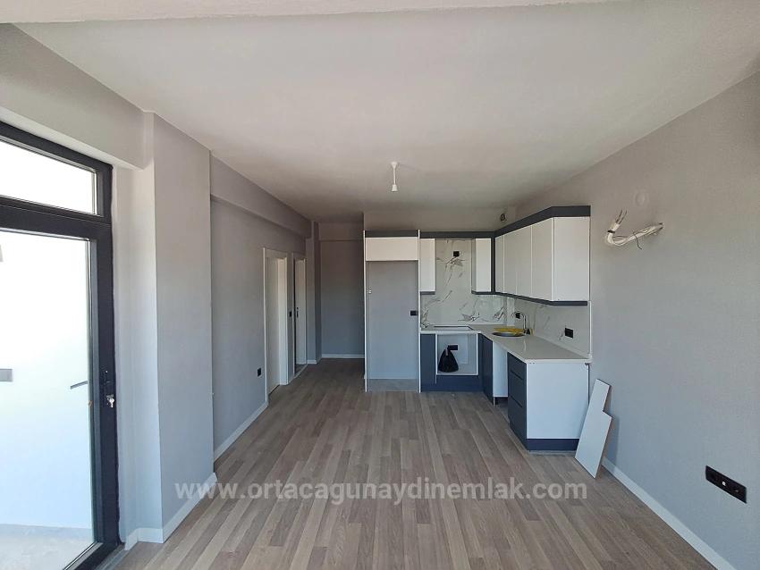 Ortaca Karaburunda Havuzlu Site İçinde 1+1 Satılık Daire