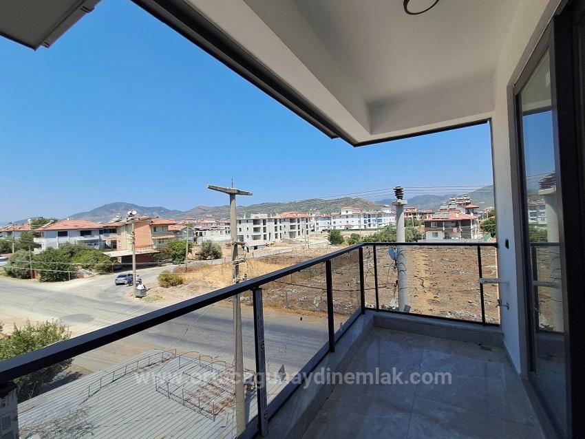 Ortaca Karaburunda Havuzlu Site İçinde 1+1 Satılık Daire