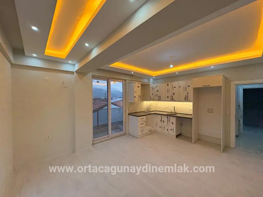 Ortaca Cumhuriyet Mah. Satılık 1+1 Daire - 45 m²