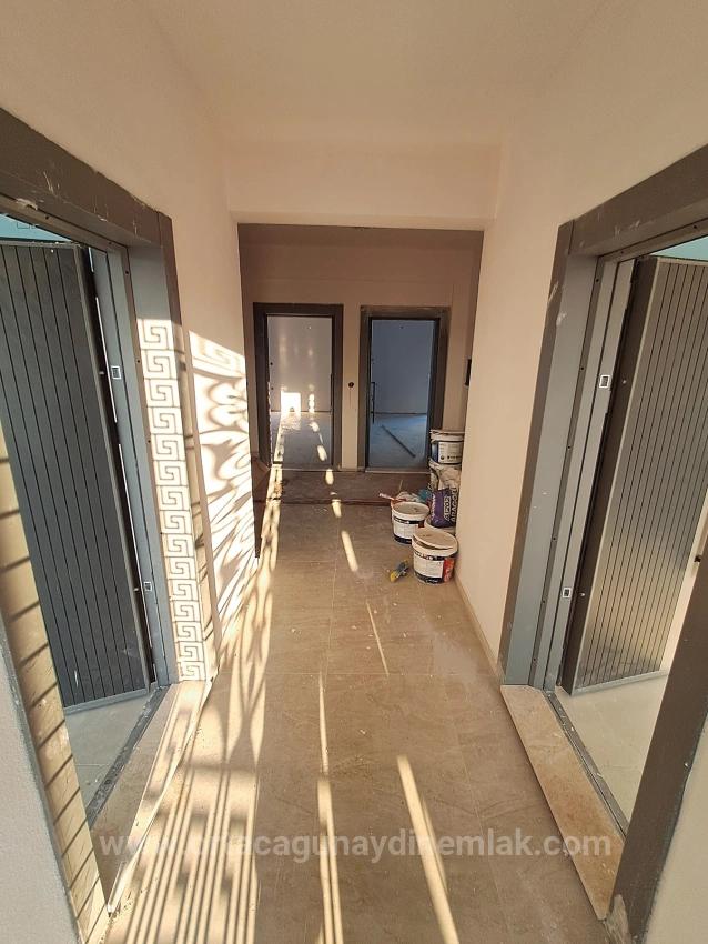 Ortaca Çaylı Da Yüzme Havuzlu 2+1 Satılık Daire