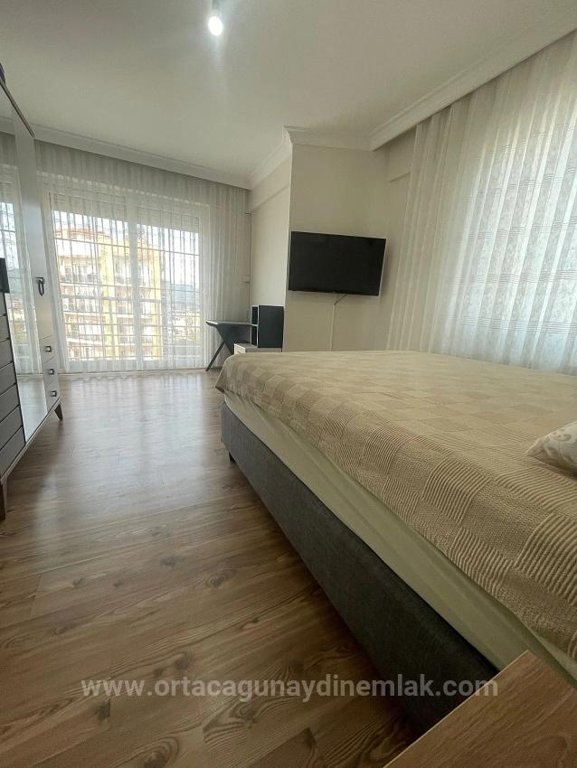 Ortaca Cumhuriyet De Kapalı Otoparklı 3+1 Geniş Satılık Daire