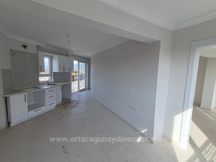 Günaydın Emlaktan Cadde Üzeri 1+1 Sıfır Kiralık Daire