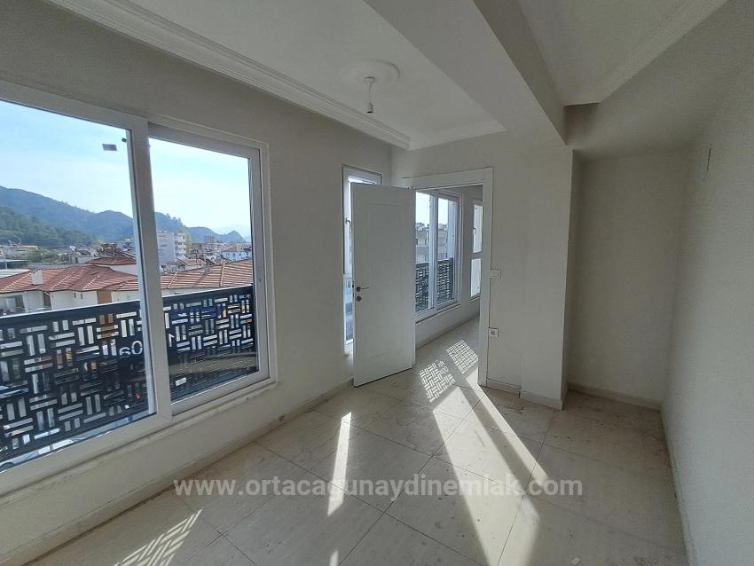 Günaydın Emlaktan Cadde Üzeri 1+1 Sıfır Kiralık Daire